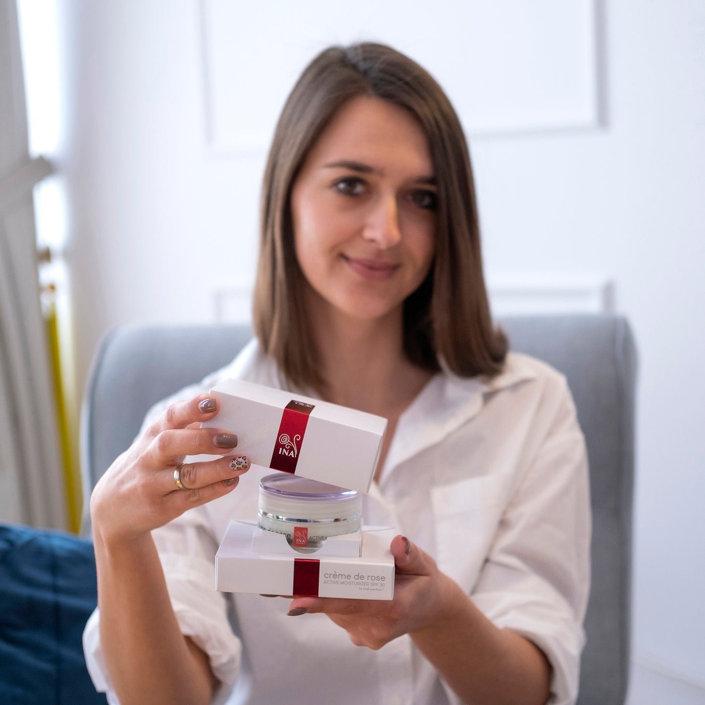 Crème de rose - Gesichtscreme mit SPF 30 - stark angereichert mit ätherischem Bio-Rosenöl