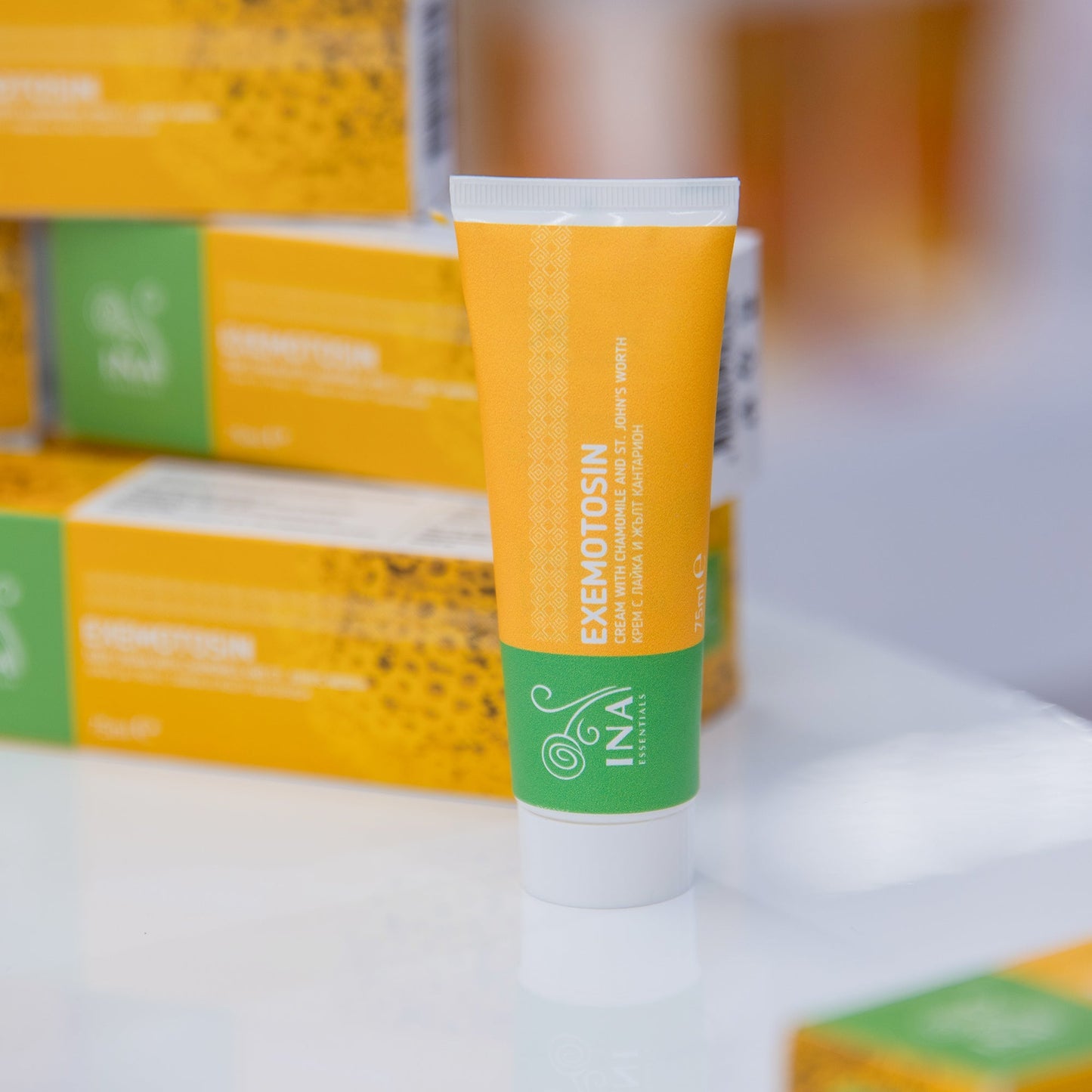 SPEZIELLER ZUGANG Creme für Schuppenflechte, Ekzeme und gereizte Haut - mit Johanniskraut, Kamille und Propolis